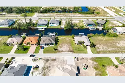 722 NW 39th Ave, Cape Coral, FL 33993 - Photo 17