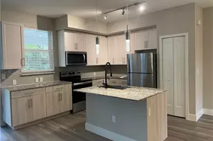 7033 Ambrosia Ln, Naples, FL 34119 - Photo 3