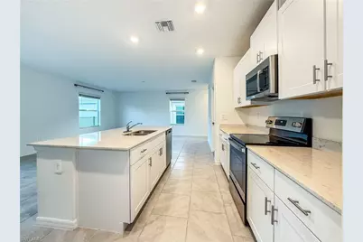 12093 Monterey Pine Ln, Fort Myers, FL 33966 - Photo 13