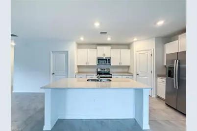 12093 Monterey Pine Ln, Fort Myers, FL 33966 - Photo 3