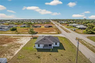 2325 NW 25th Ln, Cape Coral, FL 33993 - Photo 37