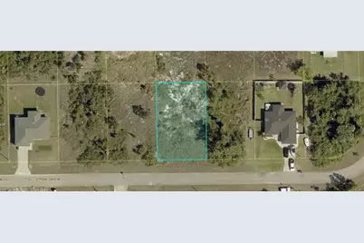 647 Central St E, Lehigh Acres, FL 33974 - Photo 1