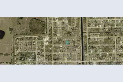 647 Central St E, Lehigh Acres, FL 33974 - Photo 5