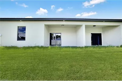 4846 30th St SW, Lehigh Acres, FL 33973 - Photo 3