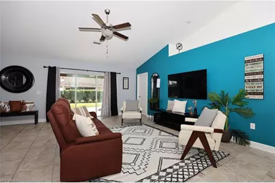 522 NW 21st St, Cape Coral, FL 33993 - Photo 5