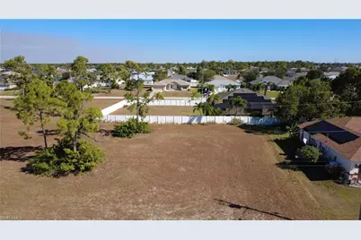 2529 NW 21st Pl, Cape Coral, FL 33993 - Photo 7