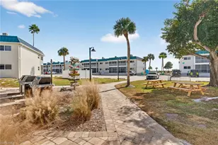 827 E Gulf Dr, Sanibel, FL 33957 - Photo 27