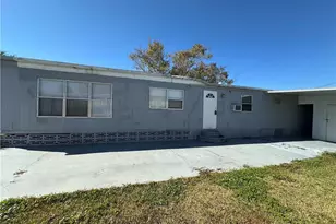 333 Lantern Ln, North Fort Myers, FL 33917 - Photo 15