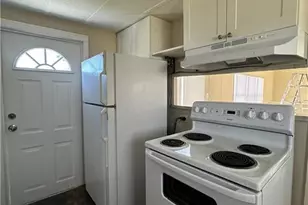 333 Lantern Ln, North Fort Myers, FL 33917 - Photo 3