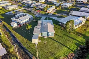 3169 Saturn Cir, North Fort Myers, FL 33903 - Photo 31