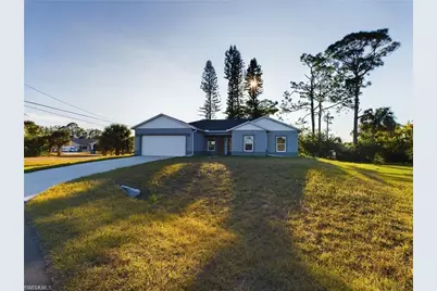15 Hampton Ave, Lehigh Acres, FL 33936 - Photo 3