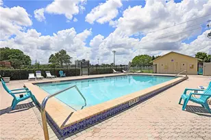 5274 Cedarbend Dr, Fort Myers, FL 33919 - Photo 21