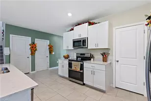 19972 Green Pasture Rd, Lehigh Acres, FL 33974 - Photo 9