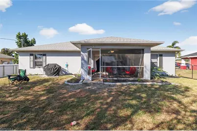 1315 NE 2nd Pl, Cape Coral, FL 33909 - Photo 7