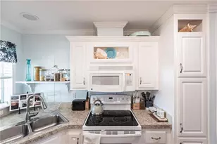 3152 Indian Village Ln, North Fort Myers, FL 33917 - Photo 9