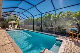 912 Palmetto Pointe Cir, Cape Coral, FL 33991 - Photo 41