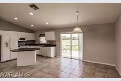 433 NW 38th Pl, Cape Coral, FL 33993 - Photo 7