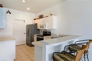 8821 Woodgate Manor Ct, Fort Myers, FL 33908 - Photo 11