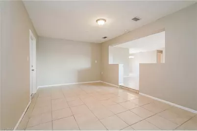 19 Kingsman Cir, Fort Myers, FL 33905 - Photo 7