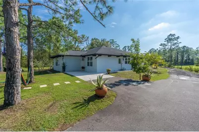 3690 31st Ave NE, Naples, FL 34120 - Photo 3