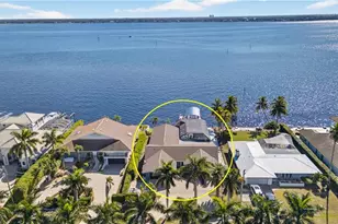 3907 SE 21st Pl, Cape Coral, FL 33904 - Photo 43