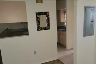 950 Hancock Creek South Blvd, Cape Coral, FL 33909 - Photo 11