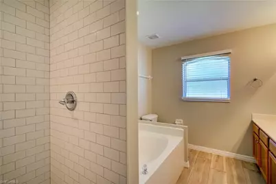 919 SW 15th Pl, Cape Coral, FL 33991 - Photo 23