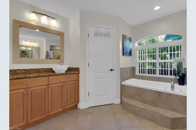 4666 San Antonio Ln, Bonita Springs, FL 34134 - Photo 25