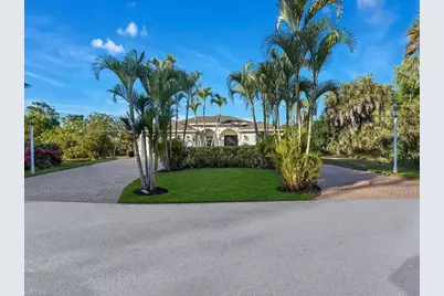 4666 San Antonio Ln, Bonita Springs, FL 34134 - Photo 3