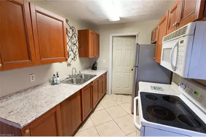 3721 Highland Ave, Fort Myers, FL 33916 - Photo 5