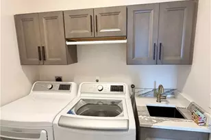 610 SE 21st Ln, Cape Coral, FL 33990 - Photo 43