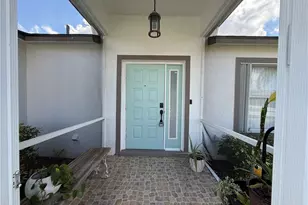 610 SE 21st Ln, Cape Coral, FL 33990 - Photo 5