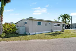 5560 Sir Walter Way, North Fort Myers, FL 33917 - Photo 27