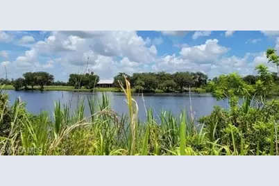 2114 Silk Bay Blvd, Alva, FL 33920 - Photo 11