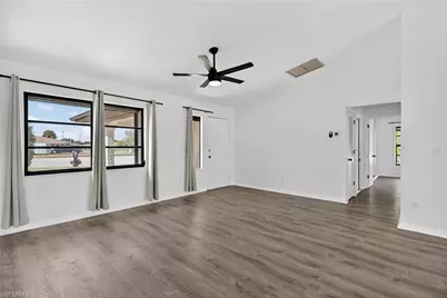 203 Tree Swallow Ct, Lehigh Acres, FL 33936 - Photo 5