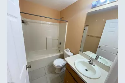 2112 NE 1st St, Cape Coral, FL 33909 - Photo 7