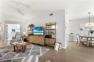 13205 Sherburne Cir, Bonita Springs, FL 34135 - Photo 7