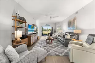 13205 Sherburne Cir, Bonita Springs, FL 34135 - Photo 5