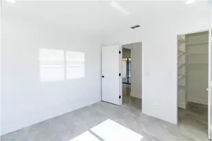 720 Chavers St E, Lehigh Acres, FL 33974 - Photo 17