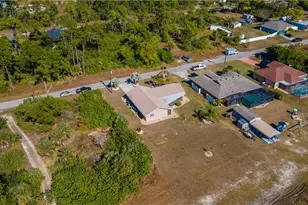 720 Chavers St E, Lehigh Acres, FL 33974 - Photo 27