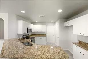 2906 26th St SW, Lehigh Acres, FL 33976 - Photo 9