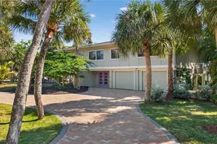 3990 Coquina Dr, Sanibel, FL 33957 - Photo 37