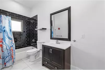 2322 Trafalgar Pkwy, Cape Coral, FL 33991 - Photo 27