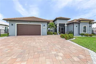 2322 Trafalgar Pkwy, Cape Coral, FL 33991 - Photo 35