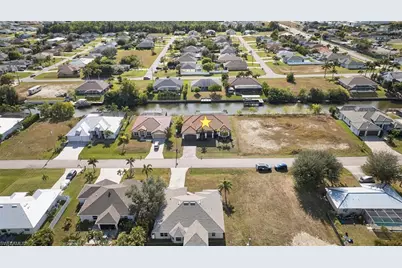 1906 SW 30th Ter, Cape Coral, FL 33914 - Photo 43