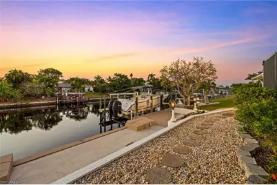 3630 SE 17th Ave, Cape Coral, FL 33904 - Photo 3