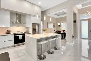 921 NE 13th Ave, Cape Coral, FL 33909 - Photo 7