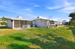 5725 Genesee Pkwy, Bokeelia, FL 33922 - Photo 23