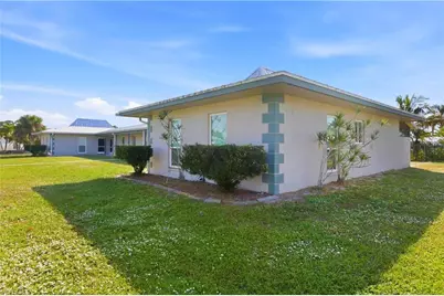 5725 Genesee Pkwy #10, Bokeelia, FL 33922 - Photo 19