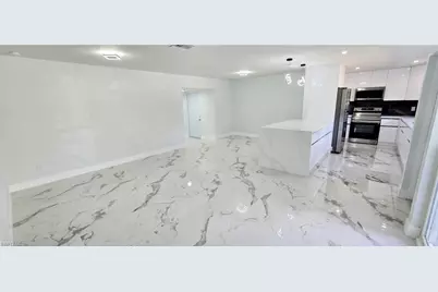 238 SE 46th Ln, Cape Coral, FL 33904 - Photo 5